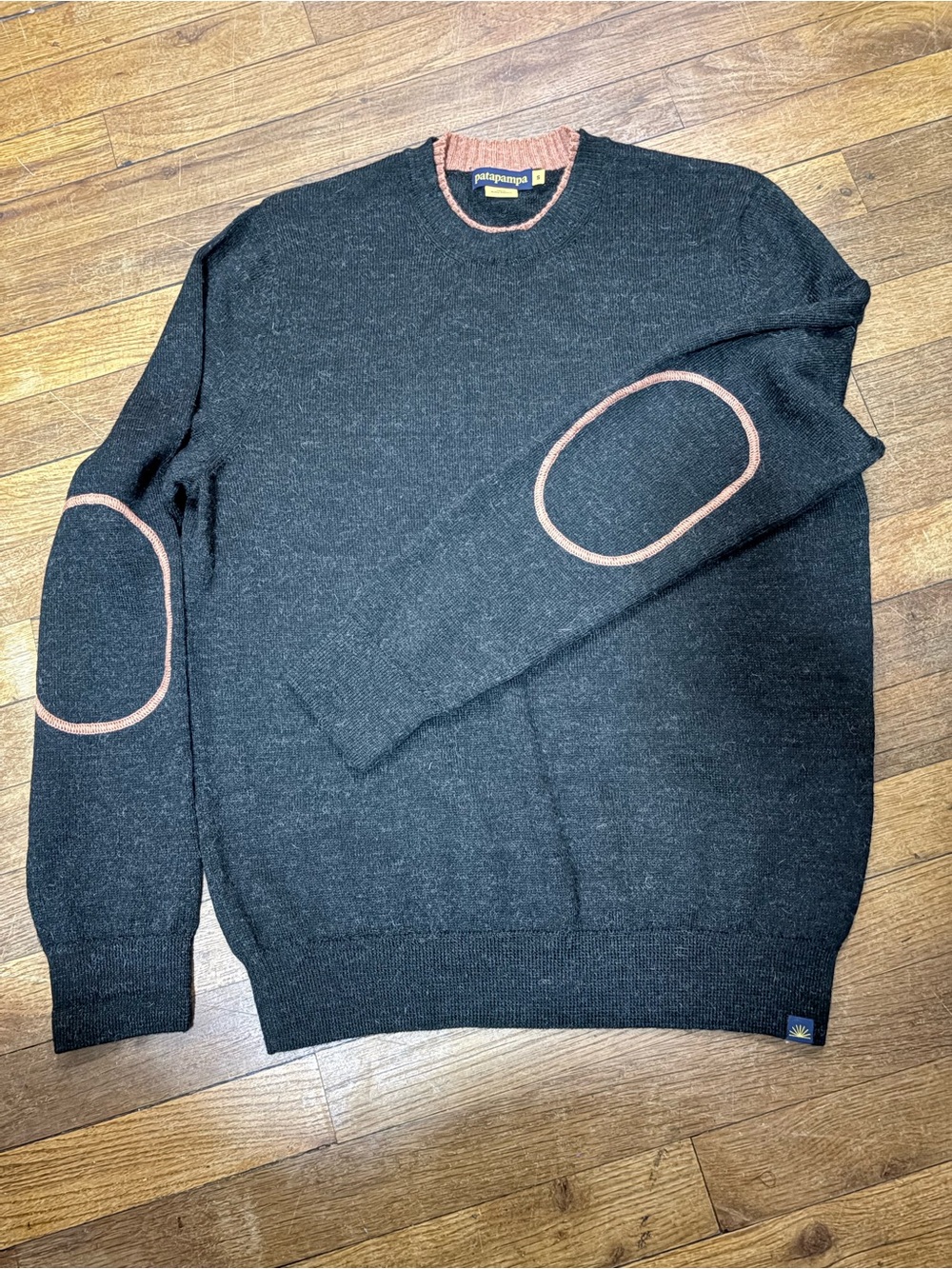 Patapampa Men's Charcoal Crewneck Sweater with Rust Trim - Picture 2 of 6